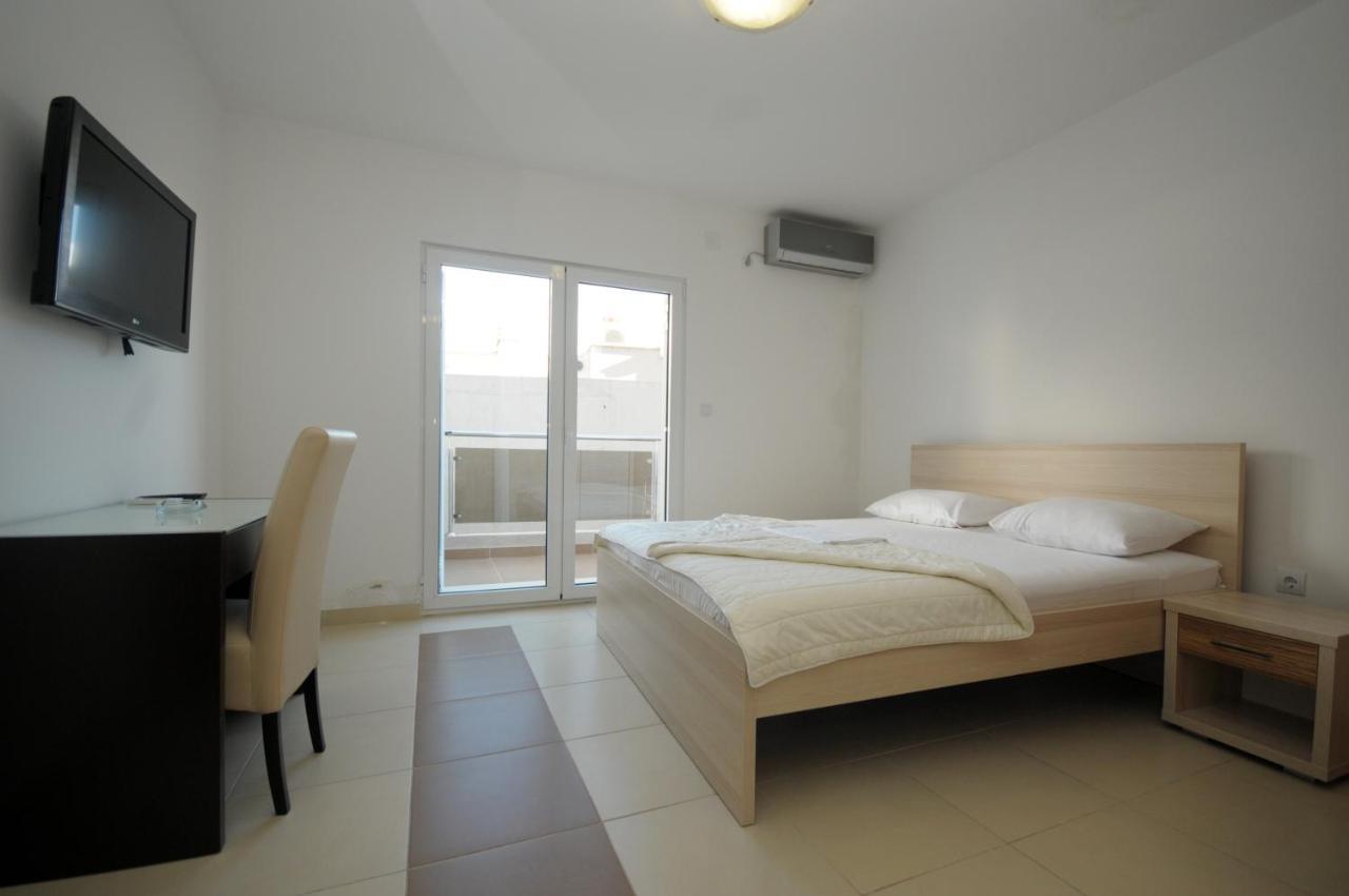 Apartments Anita Budva Rum bild