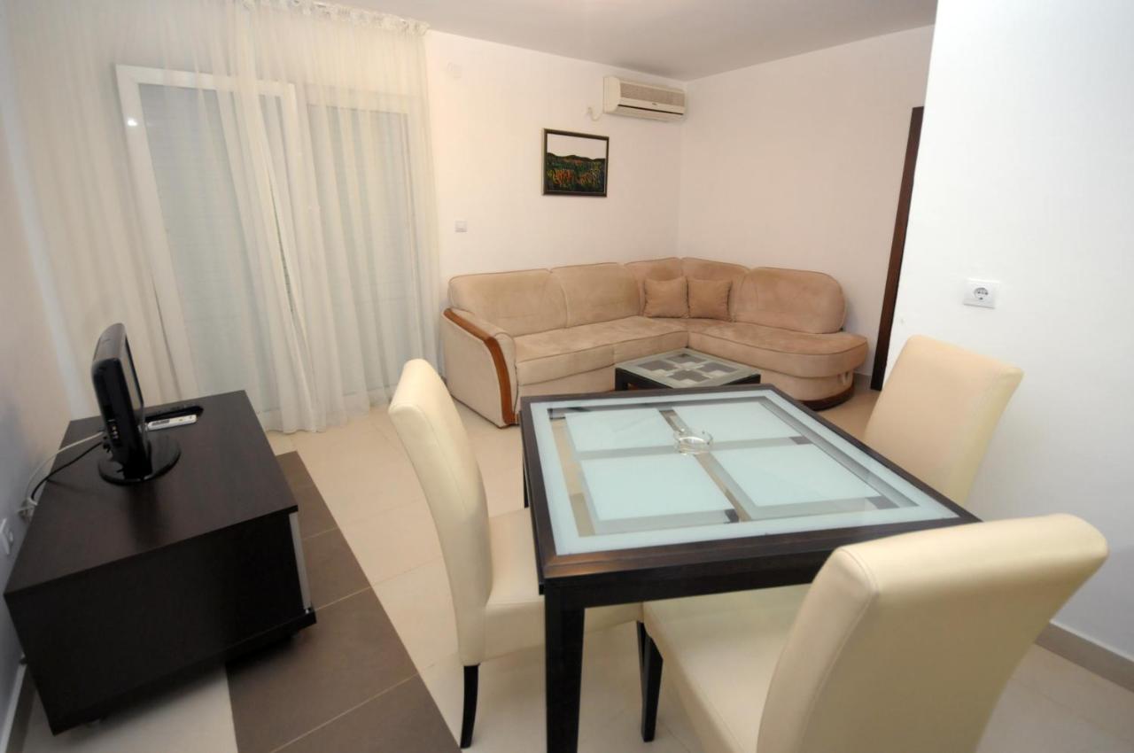 Apartments Anita Budva Rum bild