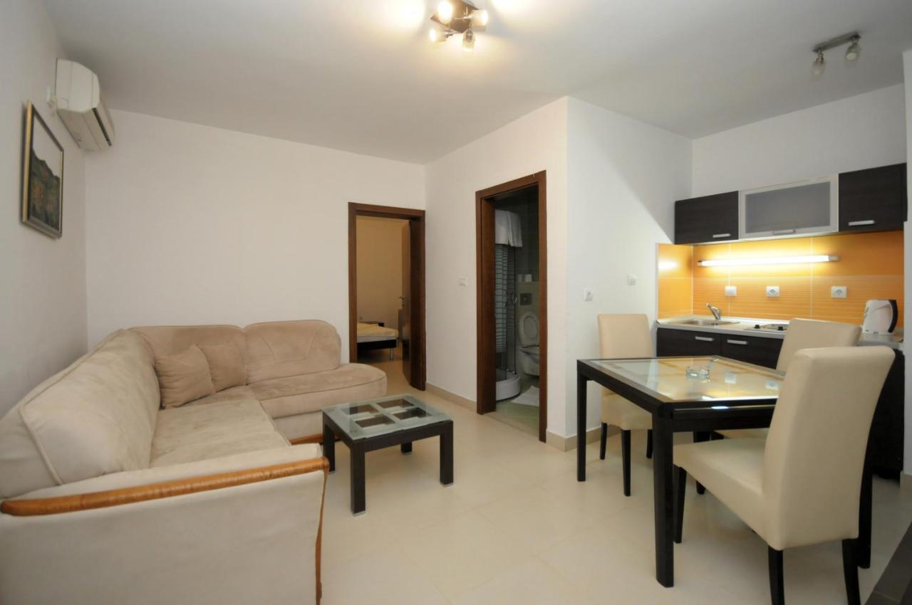 Apartments Anita Budva Rum bild